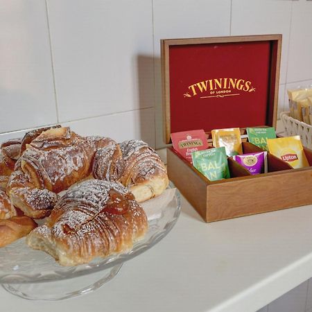Holiday Sunny Roma B&B Екстер'єр фото