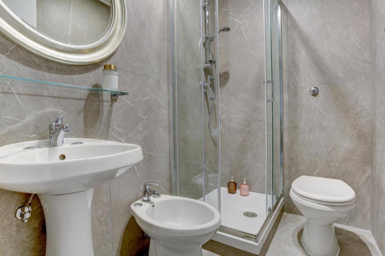 Holiday Sunny Roma B&B Екстер'єр фото