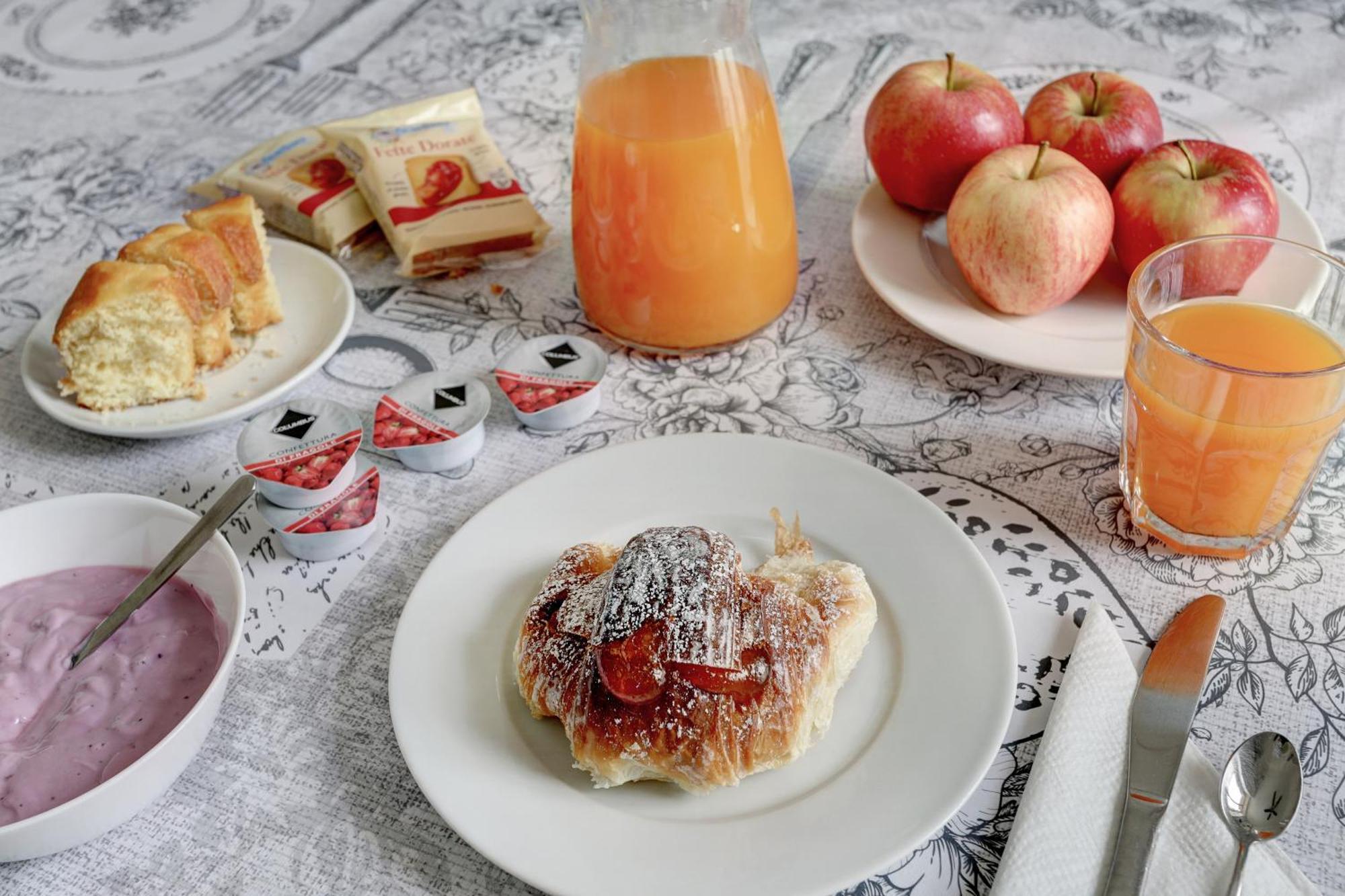Holiday Sunny Roma B&B Екстер'єр фото
