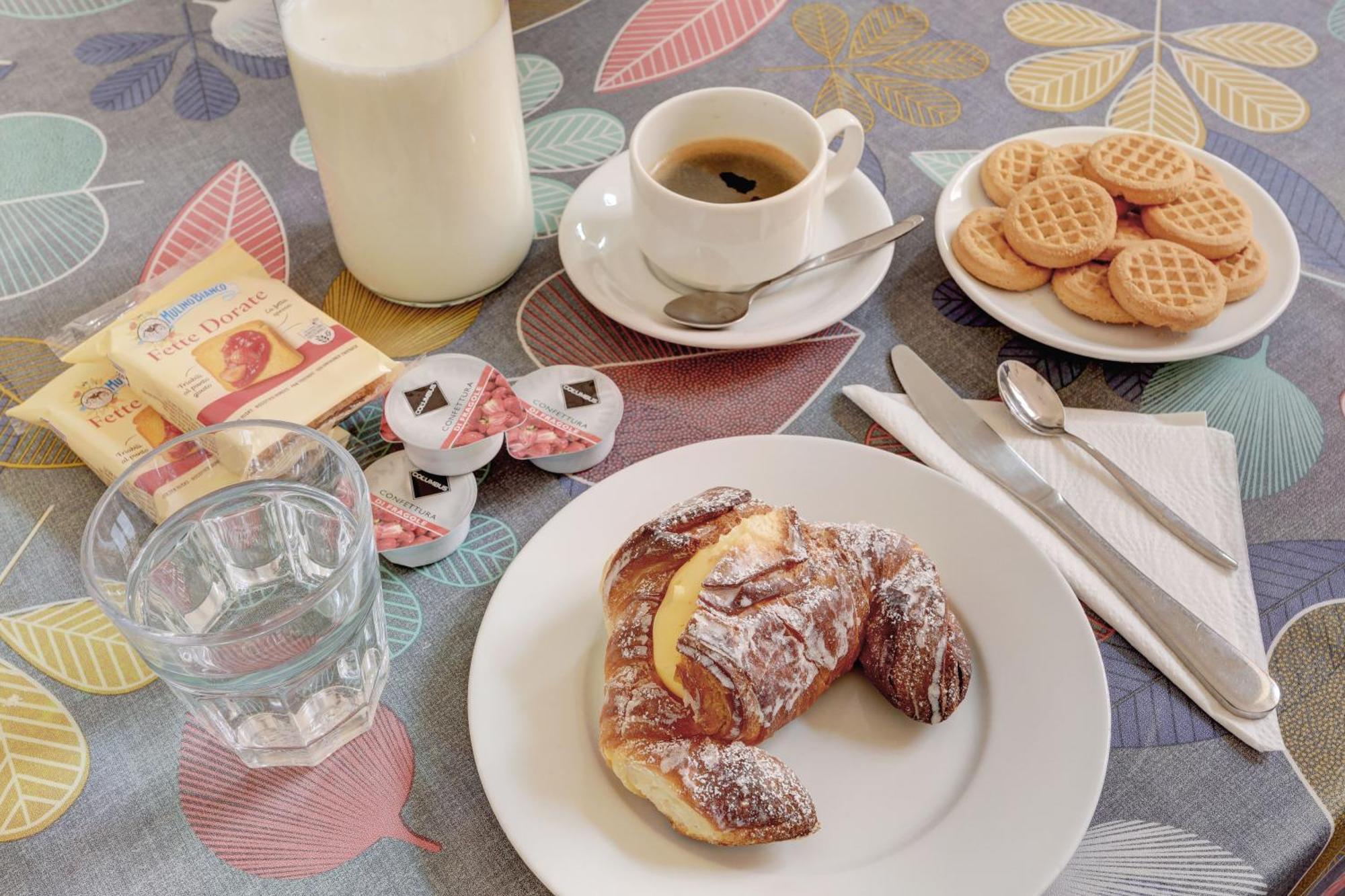 Holiday Sunny Roma B&B Екстер'єр фото